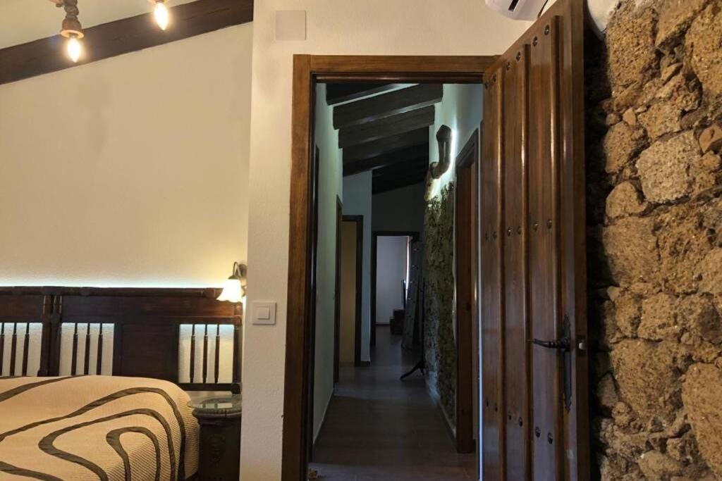 Casa - Apartamento Rural La Tahona Del Abuelo Plasenzuela Zewnętrze zdjęcie