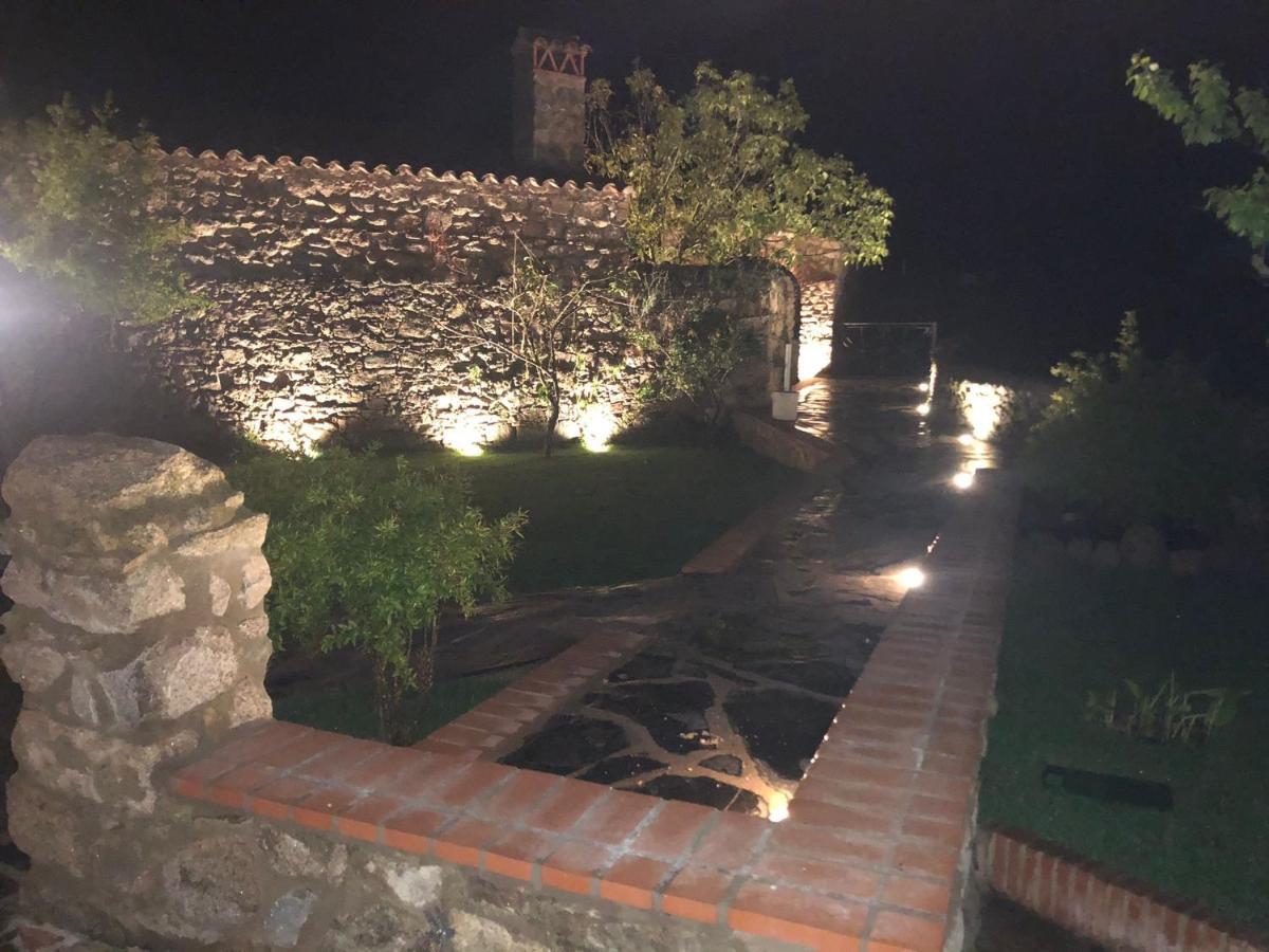 Casa - Apartamento Rural La Tahona Del Abuelo Plasenzuela Zewnętrze zdjęcie